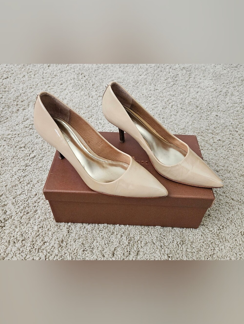 Coach Nude Patent Leather Pointed-Toe Pumps Size 5.5